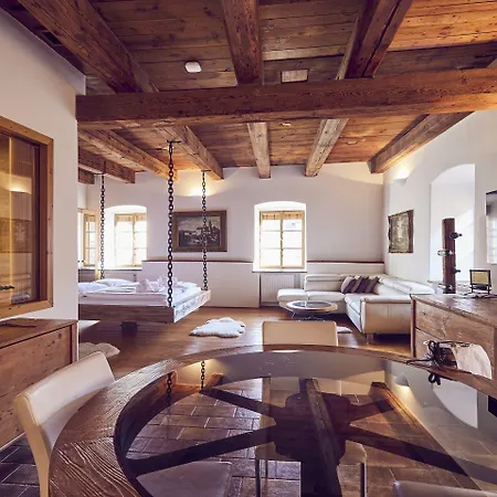 Mill Apartments *
